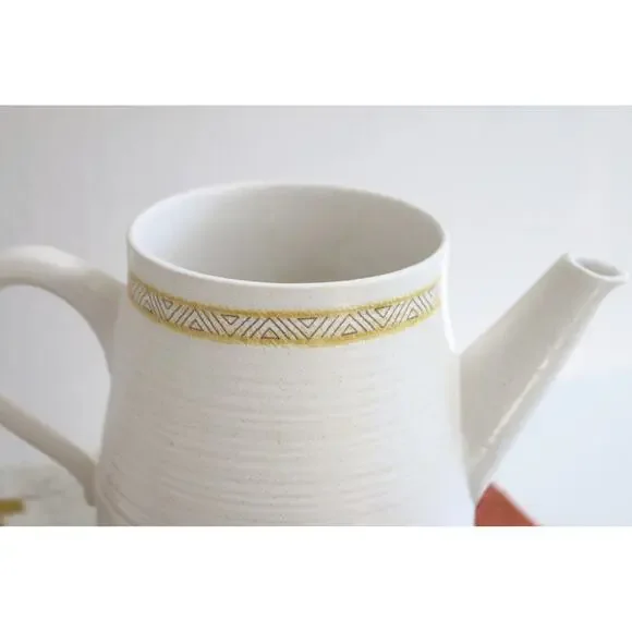 1970's Franciscan Mid Century Pitchers Set of Two 60's Earthenware Hacienda Gold - Picture 6 of 7